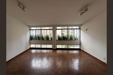 Apartamento à venda com 140m², 3 quartos e 1 vaga Apartamento à venda com 140m², 3 quartos e 1 vagaSala