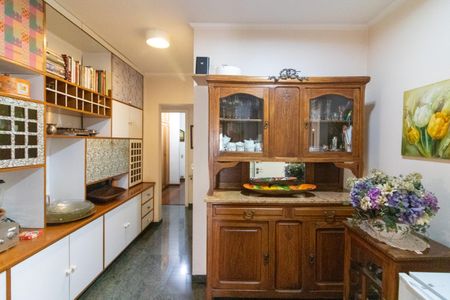Apartamento à venda com 215m², 4 quartos e 3 vagas Apartamento à venda com 215m², 4 quartos e 3 vagasCopa