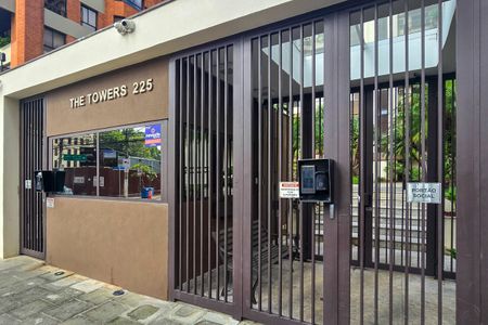 Apartamento à venda com 215m², 4 quartos e 3 vagas Apartamento à venda com 215m², 4 quartos e 3 vagasFachada