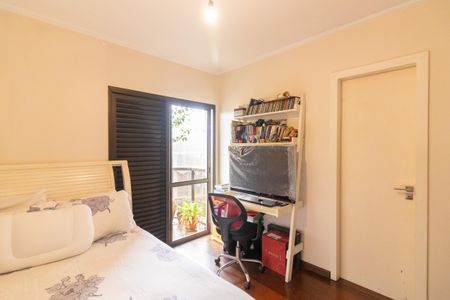 Apartamento à venda com 215m², 4 quartos e 3 vagas Apartamento à venda com 215m², 4 quartos e 3 vagasSuíte 2