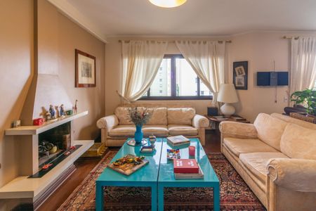 Sala de apartamento à venda com 4 quartos, 215m² em Jardim Europa, São Paulo