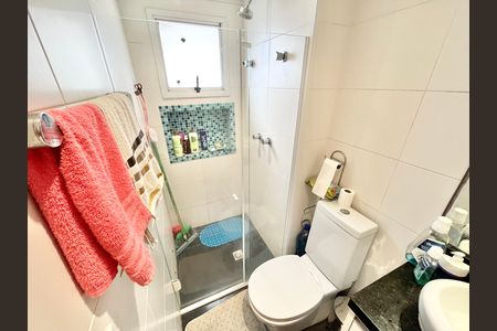 Apartamento à venda com 85m², 2 quartos e 2 vagas Apartamento à venda com 85m², 2 quartos e 2 vagasBanheiro da Suíte 2