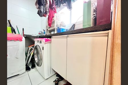 Apartamento à venda com 85m², 2 quartos e 2 vagas Apartamento à venda com 85m², 2 quartos e 2 vagasÁrea de Serviço