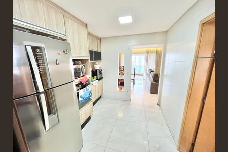 Apartamento à venda com 85m², 2 quartos e 2 vagas Apartamento à venda com 85m², 2 quartos e 2 vagasCozinha