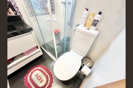 Apartamento à venda com 85m², 2 quartos e 2 vagas Apartamento à venda com 85m², 2 quartos e 2 vagasBanheiro da Suíte 1
