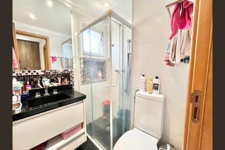 Apartamento à venda com 85m², 2 quartos e 2 vagas Apartamento à venda com 85m², 2 quartos e 2 vagasBanheiro da Suíte 1