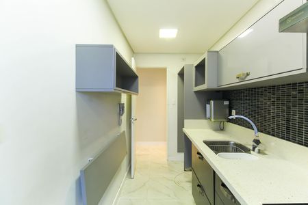 Apartamento à venda com 55m², 2 quartos e 1 vaga Apartamento à venda com 55m², 2 quartos e 1 vagaCozinha