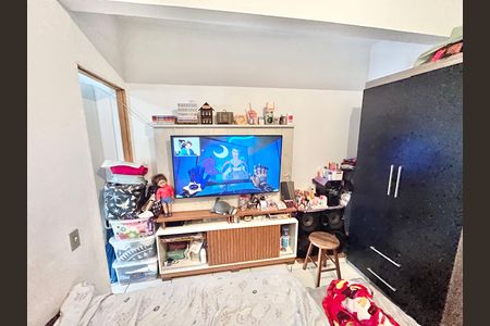 Casa à venda com 80m², 4 quartos e 6 vagas Casa à venda com 80m², 4 quartos e 6 vagasQuarto 3