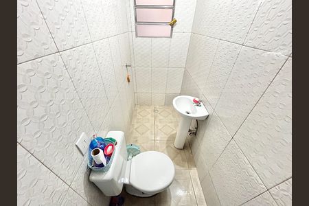 Casa à venda com 80m², 4 quartos e 6 vagas Casa à venda com 80m², 4 quartos e 6 vagasBanheiro da Suíte 4