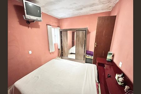 Casa à venda com 80m², 4 quartos e 6 vagas Casa à venda com 80m², 4 quartos e 6 vagasQuarto - 2 Suíte