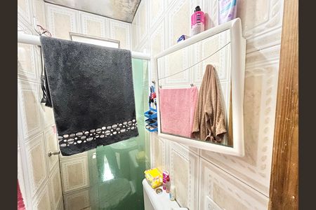 Casa à venda com 80m², 4 quartos e 6 vagas Casa à venda com 80m², 4 quartos e 6 vagasBanheiro da Suíte 2