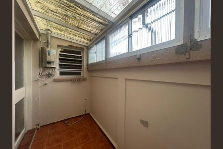 Apartamento para alugar com 70m², 2 quartos e sem vaga Apartamento para alugar com 70m², 2 quartos e sem vagaÁrea de Serviço