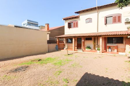 Casa para alugar com 193m², 3 quartos e 2 vagas Casa para alugar com 193m², 3 quartos e 2 vagasÁrea externa