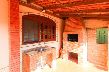 Casa para alugar com 193m², 3 quartos e 2 vagas Casa para alugar com 193m², 3 quartos e 2 vagasÁrea externa