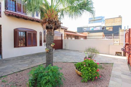 Casa para alugar com 193m², 3 quartos e 2 vagas Casa para alugar com 193m², 3 quartos e 2 vagasÁrea externa