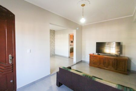 Casa para alugar com 193m², 3 quartos e 2 vagas Casa para alugar com 193m², 3 quartos e 2 vagasSala 1