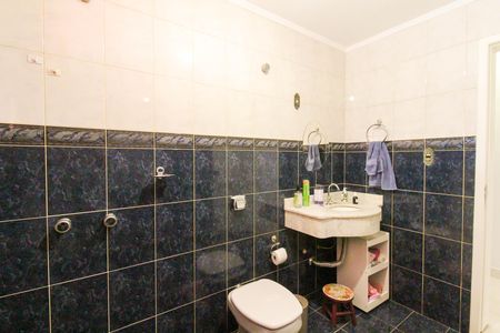 Casa para alugar com 193m², 3 quartos e 2 vagas Casa para alugar com 193m², 3 quartos e 2 vagasBanheiro 2