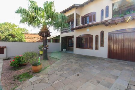 Casa para alugar com 193m², 3 quartos e 2 vagas Casa para alugar com 193m², 3 quartos e 2 vagasÁrea externa