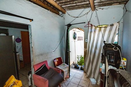 Casa para alugar com 2 quartos, 140m² em Zilah Sposito, Belo Horizonte