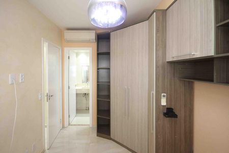 Apartamento à venda com 77m², 2 quartos e 2 vagas