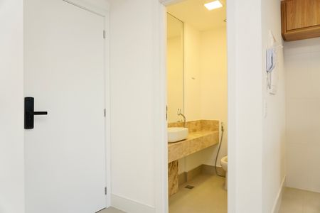 Apartamento para alugar com 75m², 2 quartos e 2 vagas Apartamento para alugar com 75m², 2 quartos e 2 vagasLavabo