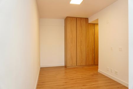 Apartamento para alugar com 75m², 2 quartos e 2 vagas Apartamento para alugar com 75m², 2 quartos e 2 vagasSuíte 2
