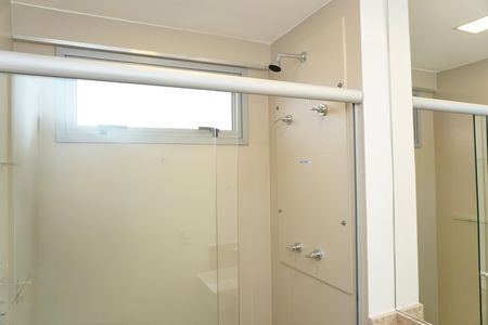 Apartamento para alugar com 75m², 2 quartos e 2 vagas Apartamento para alugar com 75m², 2 quartos e 2 vagasBanheiro da Suíte 1