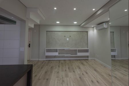 Apartamento à venda com 165m², 3 quartos e 3 vagas Apartamento à venda com 165m², 3 quartos e 3 vagasSala