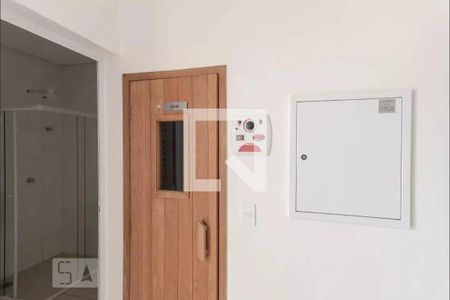 Apartamento à venda com 165m², 3 quartos e 3 vagas Apartamento à venda com 165m², 3 quartos e 3 vagasSauna