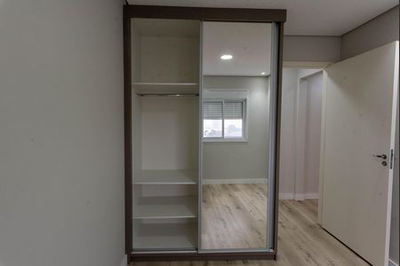 Apartamento à venda com 165m², 3 quartos e 3 vagas Apartamento à venda com 165m², 3 quartos e 3 vagasQuarto