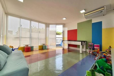 Apartamento à venda com 165m², 3 quartos e 3 vagas Apartamento à venda com 165m², 3 quartos e 3 vagasBrinquedoteca