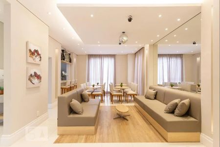 Apartamento à venda com 165m², 3 quartos e 3 vagas Apartamento à venda com 165m², 3 quartos e 3 vagasÁrea comum - Salão de festas