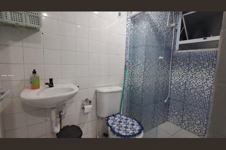 Banheiro de apartamento para alugar com 2 quartos, 43m² em Jundiapeba, Mogi das Cruzes