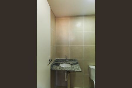 Apartamento para alugar com 48m², 2 quartos e 1 vaga Apartamento para alugar com 48m², 2 quartos e 1 vagaBanheiro da Suíte 1