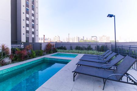 Apartamento para alugar com 48m², 2 quartos e 1 vaga Apartamento para alugar com 48m², 2 quartos e 1 vagaÁrea comum - Piscina