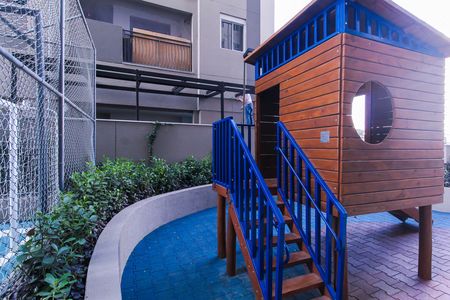 Apartamento para alugar com 48m², 2 quartos e 1 vaga Apartamento para alugar com 48m², 2 quartos e 1 vagaÁrea comum - Playground