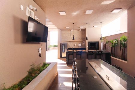 Apartamento para alugar com 48m², 2 quartos e 1 vaga Apartamento para alugar com 48m², 2 quartos e 1 vagaÁrea comum - Churrasqueira