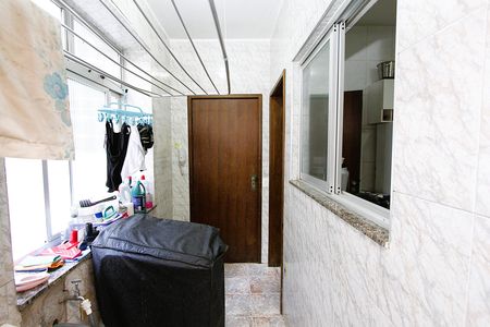 Apartamento à venda com 126m², 3 quartos e 1 vagaÁrea de Serviço
