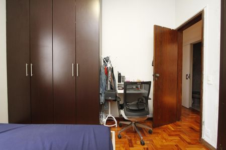 Apartamento à venda com 126m², 3 quartos e 1 vagaQuarto 2