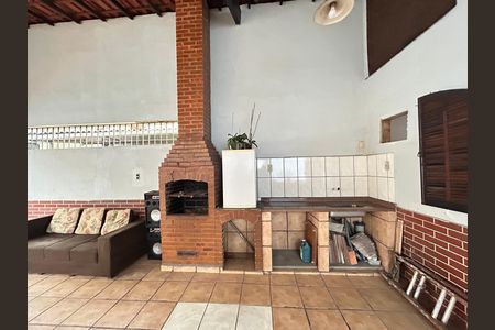 Casa para alugar com 80m², 3 quartos e 1 vagaChurrasqueira