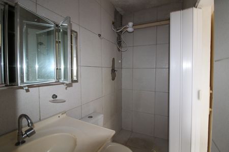 Banheiro de casa para alugar com 1 quarto, 50m² em Instituto de Previdencia, São Paulo