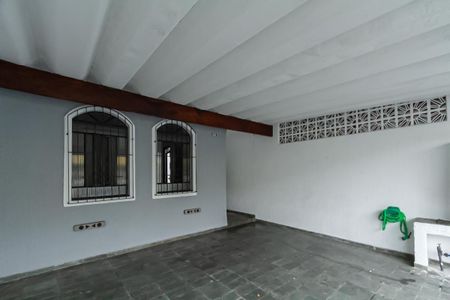 Casa à venda com 132m², 3 quartos e 2 vagas Casa à venda com 132m², 3 quartos e 2 vagasGaragem