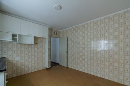 Casa à venda com 132m², 3 quartos e 2 vagas Casa à venda com 132m², 3 quartos e 2 vagasCozinha