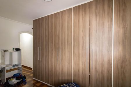 Casa para alugar com 180m², 3 quartos e 2 vagas Casa para alugar com 180m², 3 quartos e 2 vagasQuarto 2