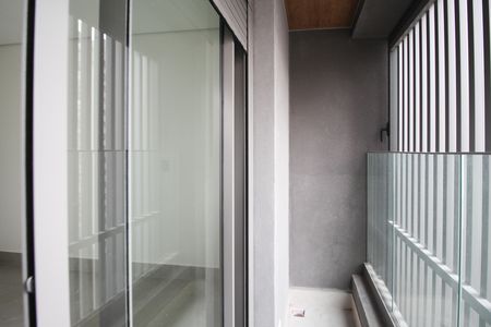 Apartamento para alugar com 67m², 2 quartos e 1 vaga Apartamento para alugar com 67m², 2 quartos e 1 vagaVaranda da Suíte 1