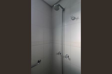 Apartamento para alugar com 95m², 2 quartos e 2 vagas Apartamento para alugar com 95m², 2 quartos e 2 vagasSuiteBanheiro da Suíte