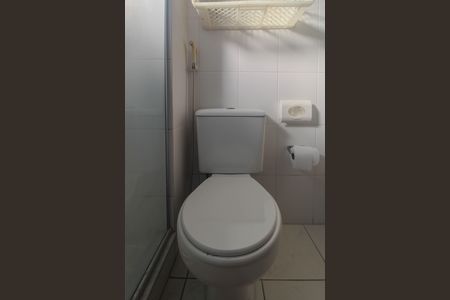 Apartamento para alugar com 95m², 2 quartos e 2 vagas Apartamento para alugar com 95m², 2 quartos e 2 vagasBanheiro da Suíte
