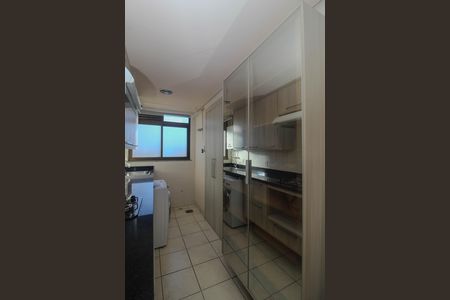 Apartamento para alugar com 95m², 2 quartos e 2 vagas Apartamento para alugar com 95m², 2 quartos e 2 vagasCozinha/Area de serviço