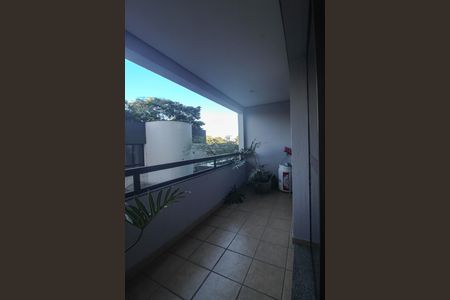 Apartamento para alugar com 95m², 2 quartos e 2 vagas Apartamento para alugar com 95m², 2 quartos e 2 vagasÁrea comum - Salão de festas