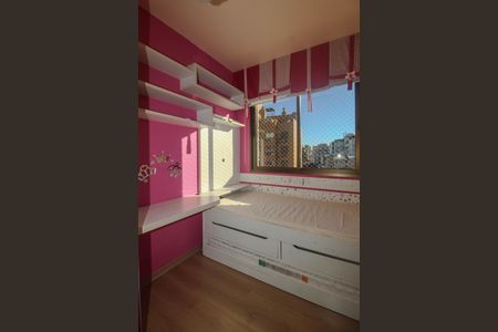 Apartamento para alugar com 95m², 2 quartos e 2 vagas Apartamento para alugar com 95m², 2 quartos e 2 vagasQuarto